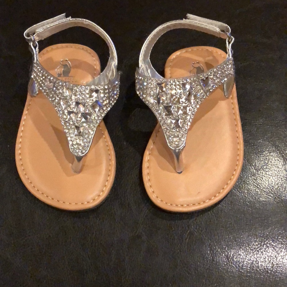 Rugged Bear Silver Sandals